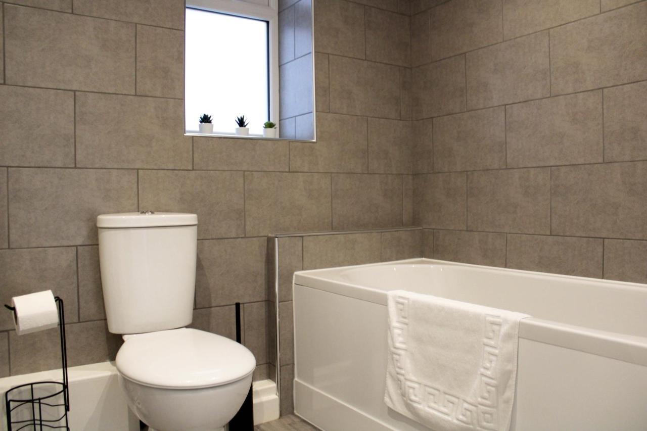 Abingdon - Private Flat With Parking 09 Apartment Екстериор снимка